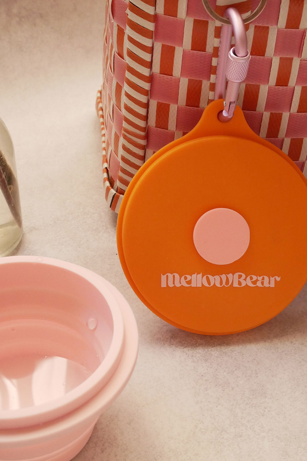 mellowbear 蓋付きお水飲みボウル - Orange / Baby Pink
