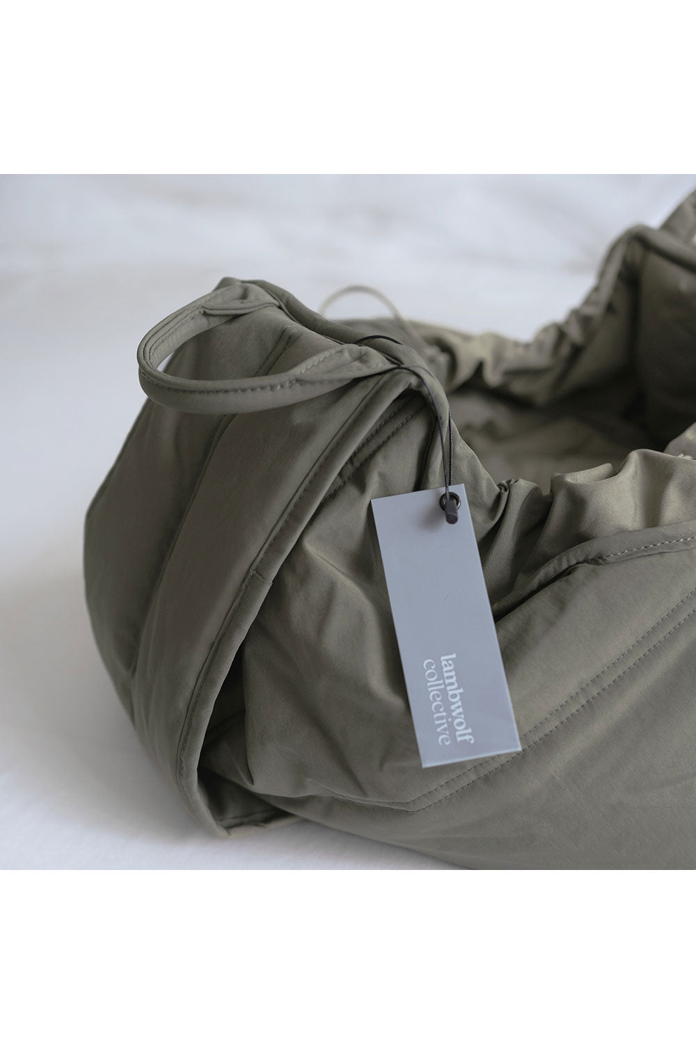 Lambwolf Collective OLLA PETITE PET CARRYCOT