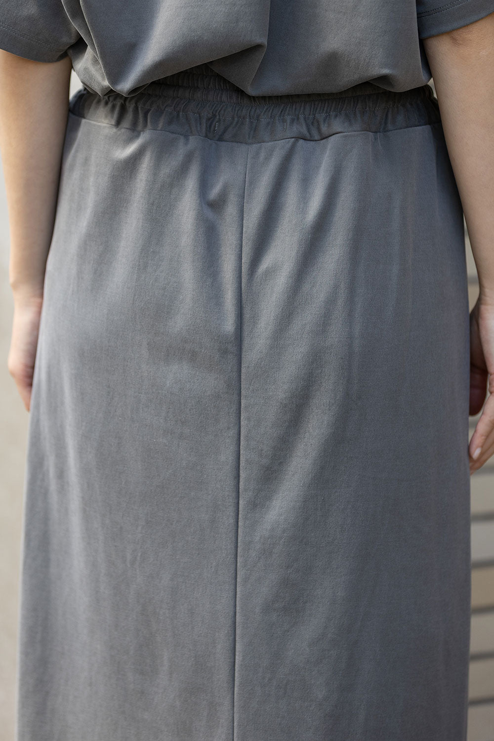 Munich サテンジャージータイトスカート【MN261S13】