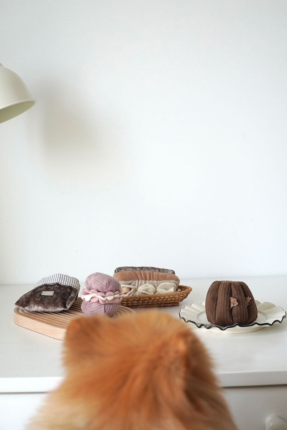 Lambwolf Collective CANELE squeaky + snuffle