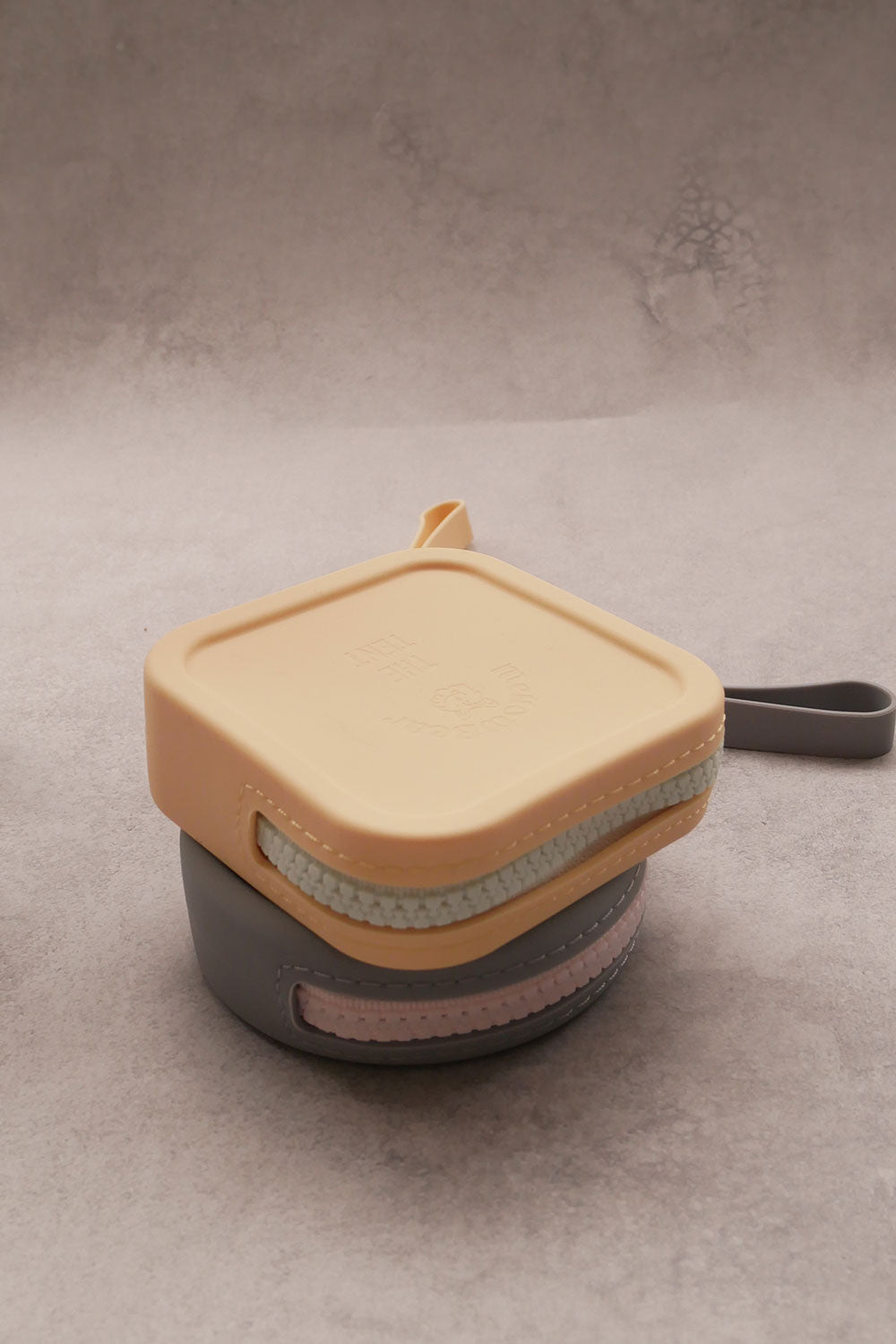mellowbear × TheTENT Washable Treats holder - Light Yellow / Mint Blue