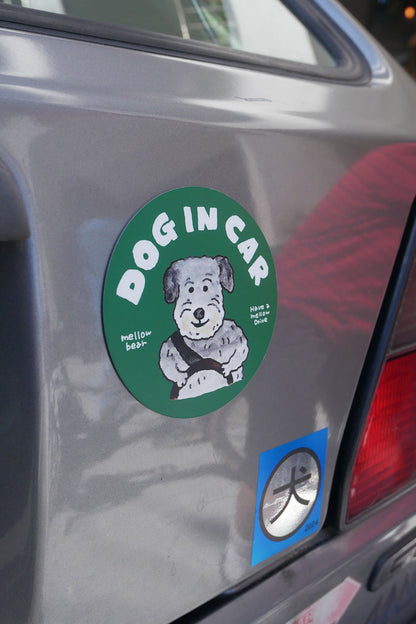 mellowbear DOG IN CAR magnet