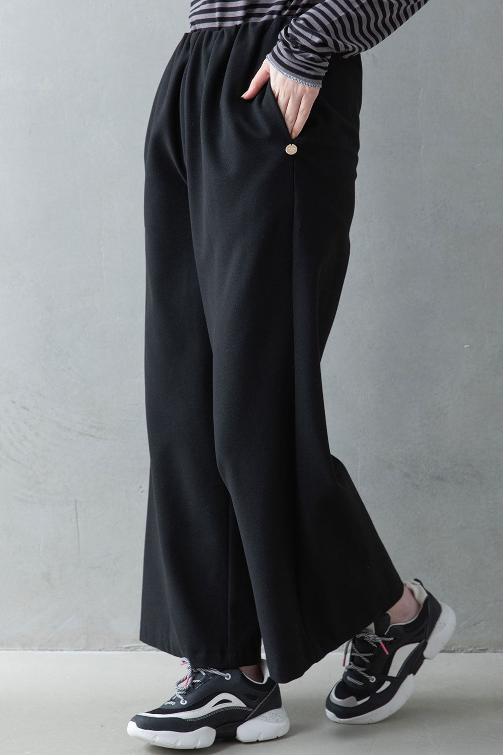 MARECHAL TERRE ウォームセミワイドパンツ【ZMT225PT530B】