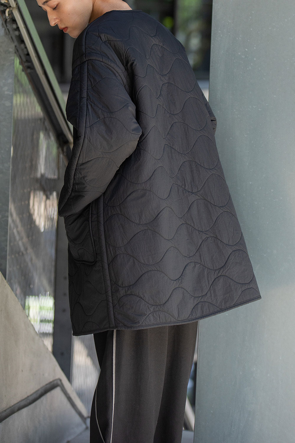 Munich キルティング×ボアリバーシブルノーカラーコート【MN252C51】