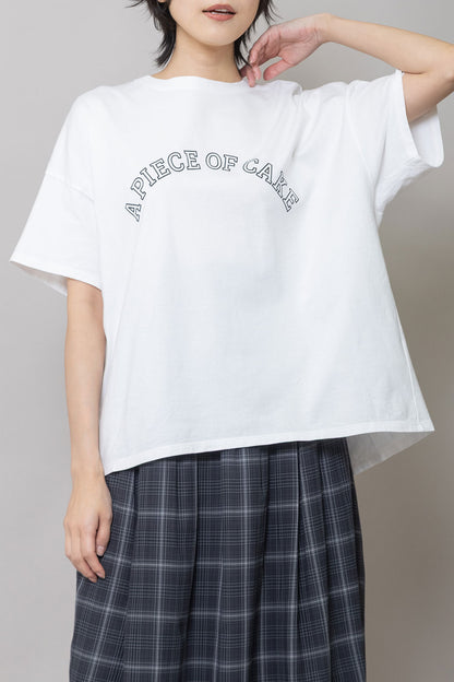 Munich ”A PIECE OF CAKE”ロゴプリントTシャツ【MN261U33】