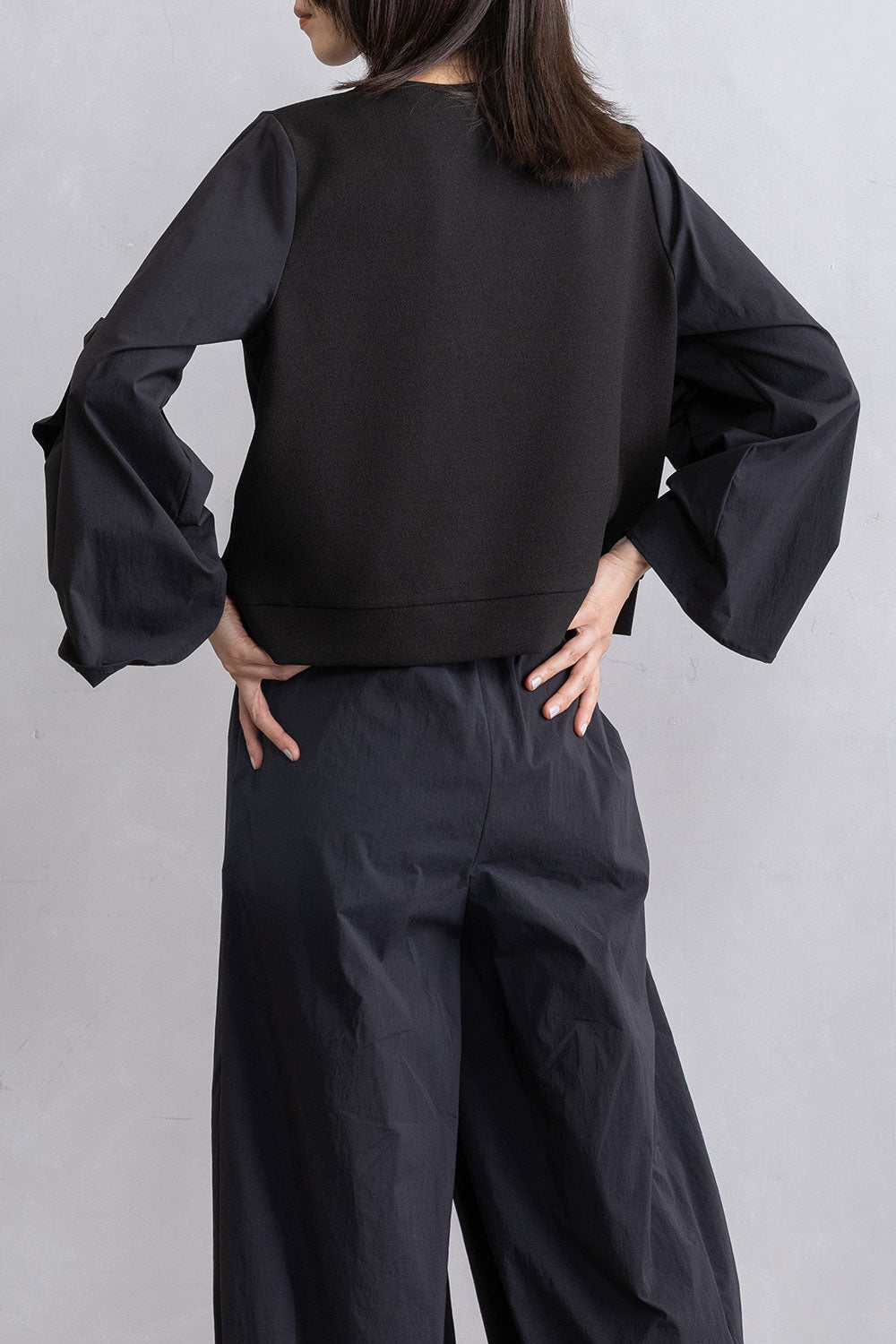 MARECHAL TERRE ラッフルスリーブトップス【ZMT261BL032】