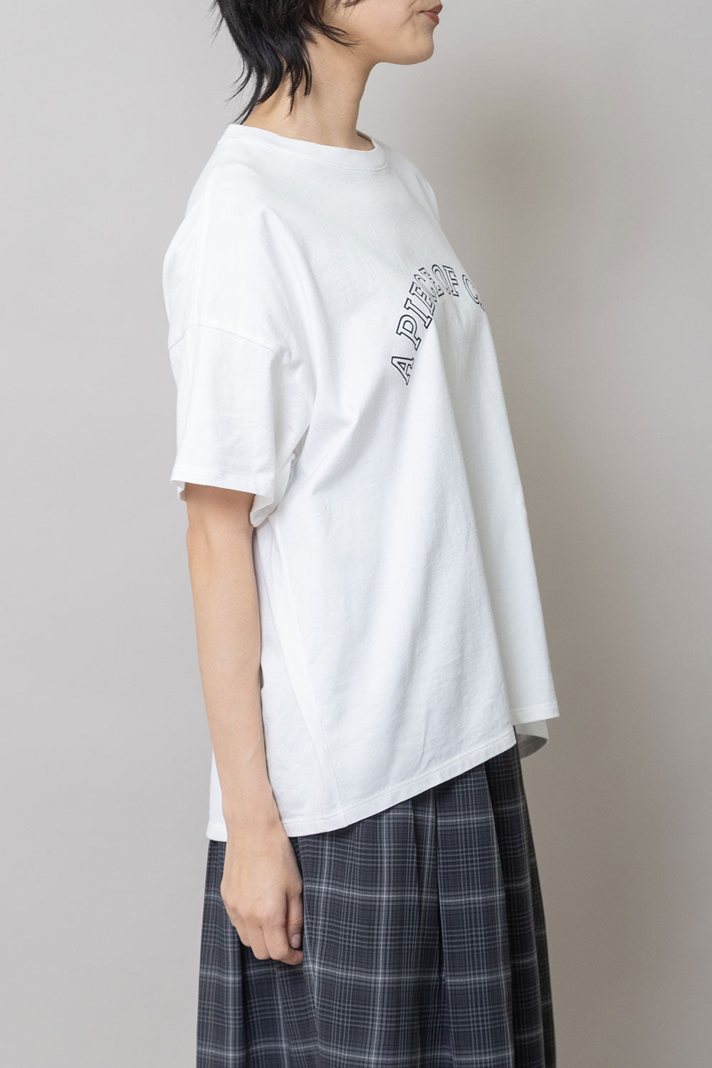 Munich ”A PIECE OF CAKE”ロゴプリントTシャツ【MN261U33】