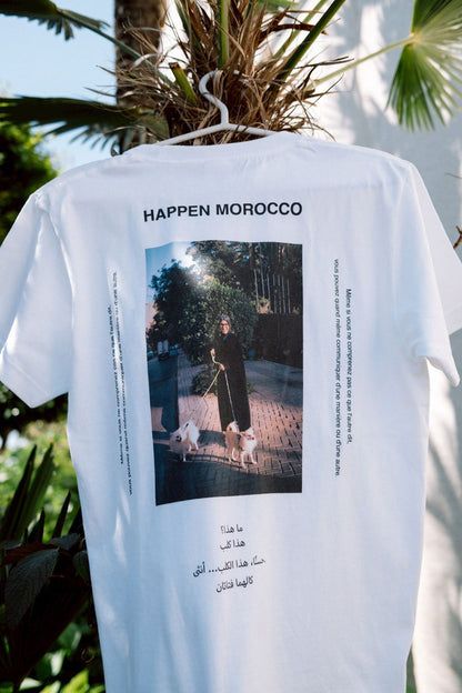 happen Morocco 'An old woman and her two dogs'