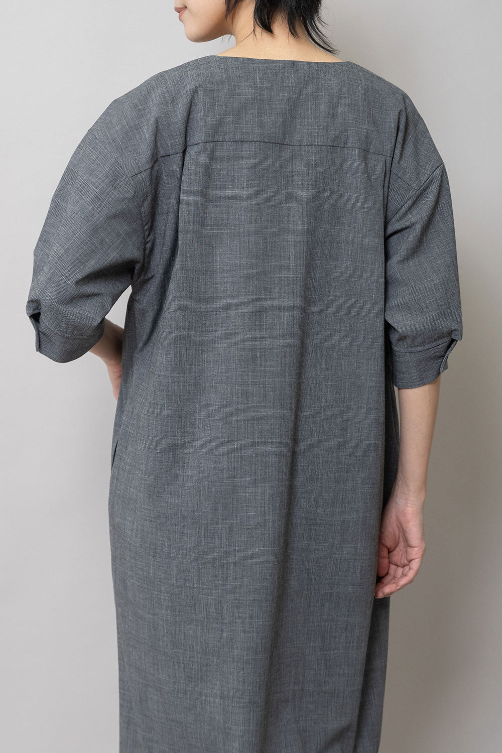Munich ドライチェックキーネックワンピース【MN262N05】