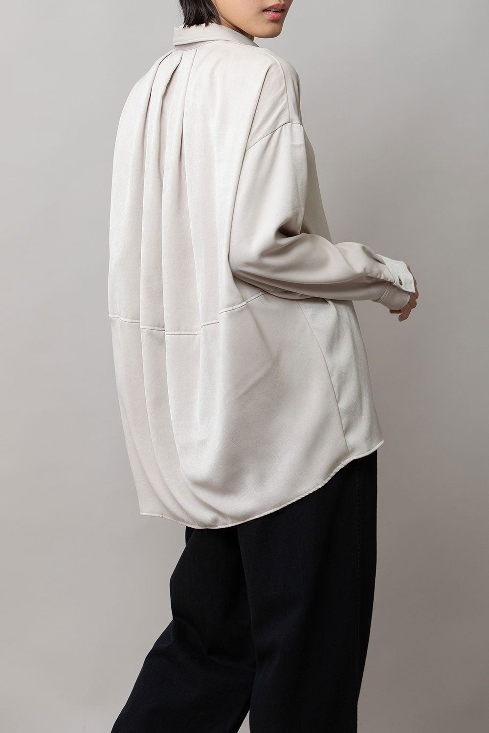 Munich ヴィンテージサテンプルオーバーシャツ【MN252T65】