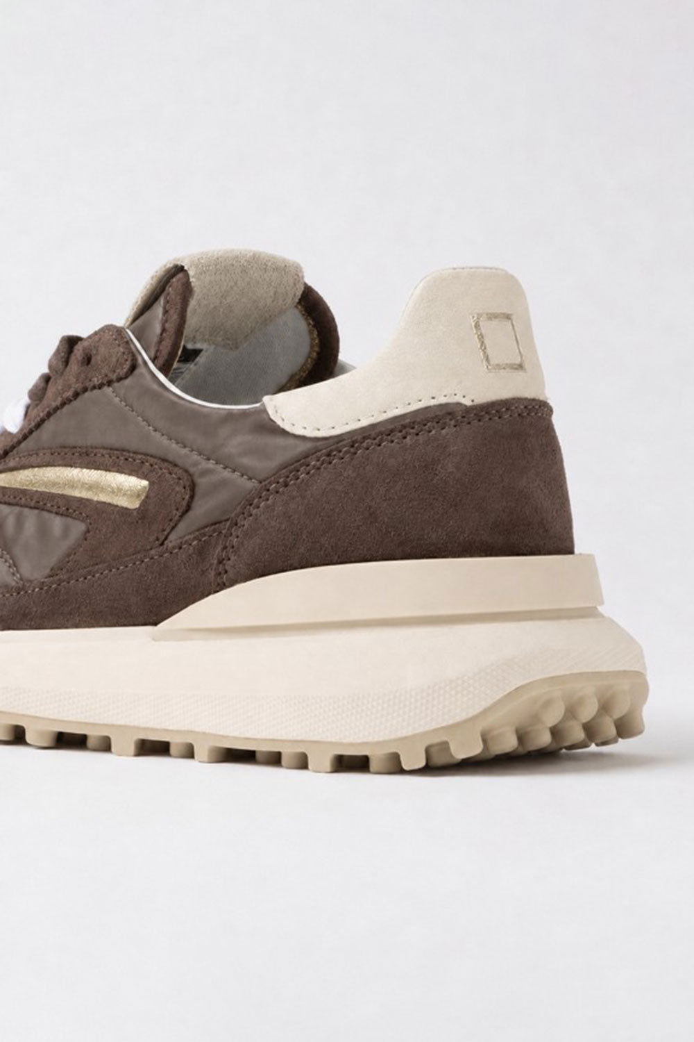 <D.A.T.E.>ATHLETA NYLON BROWN