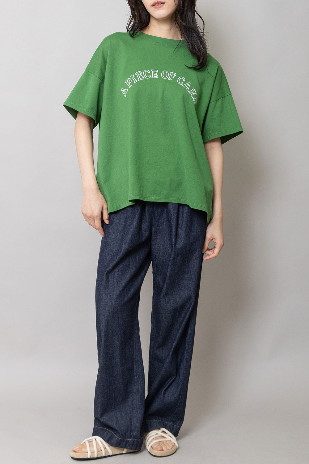 Munich ”A PIECE OF CAKE”ロゴプリントTシャツ【MN261U33】