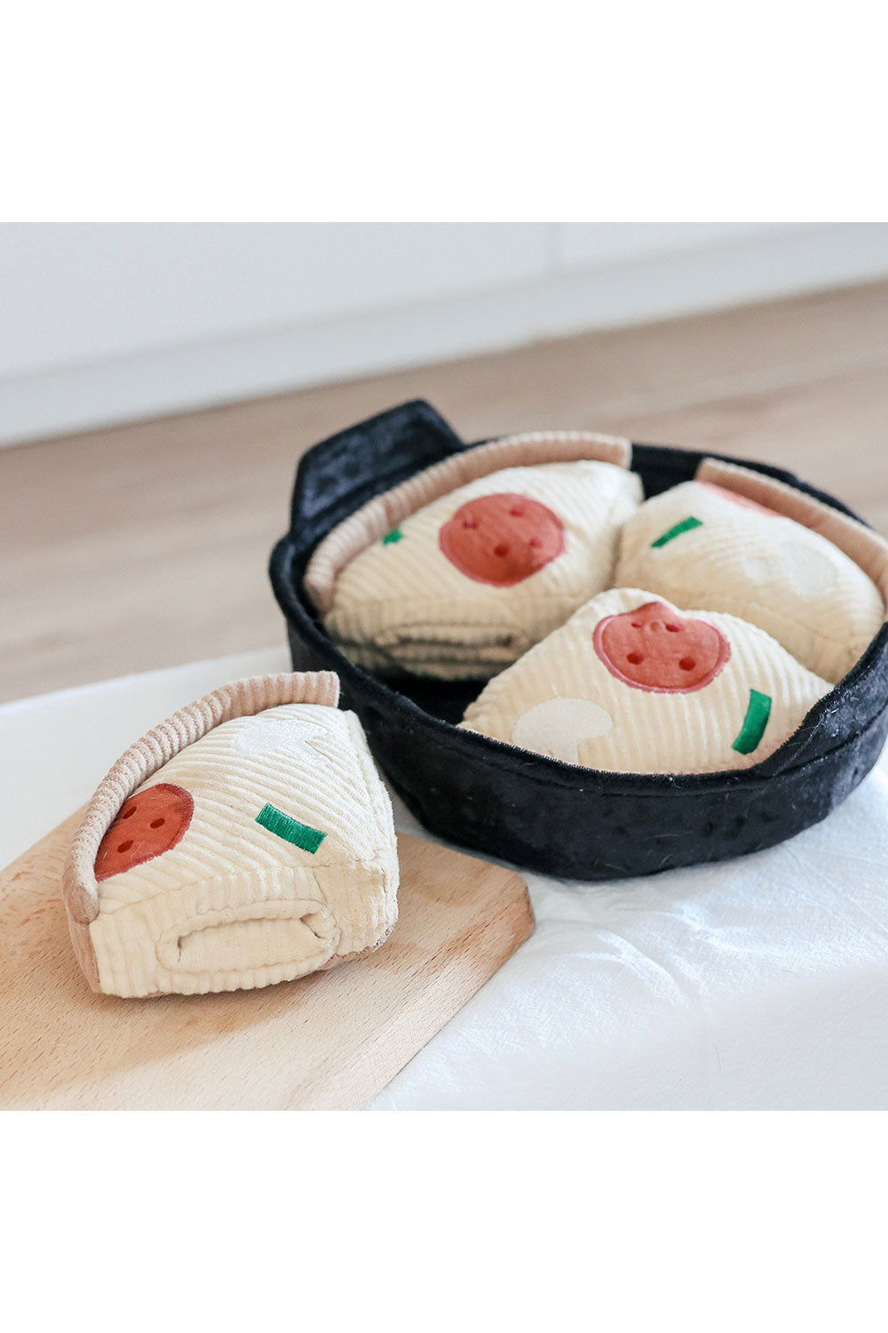 Lambwolf Collective DEEP DISH PIZZA