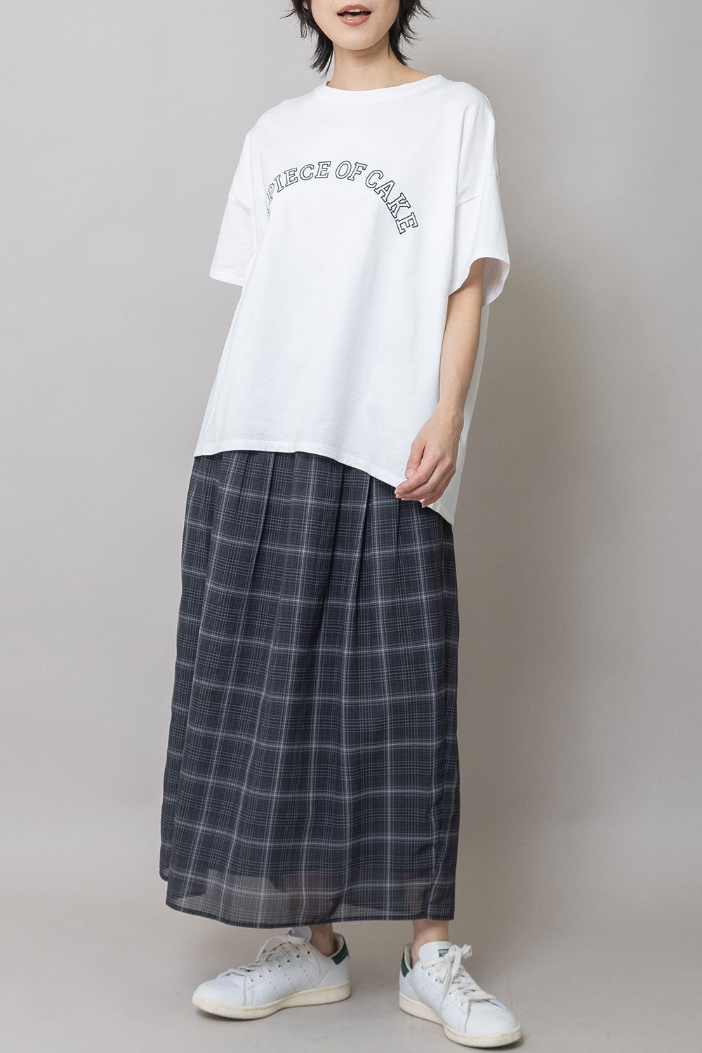 Munich ”A PIECE OF CAKE”ロゴプリントTシャツ【MN261U33】