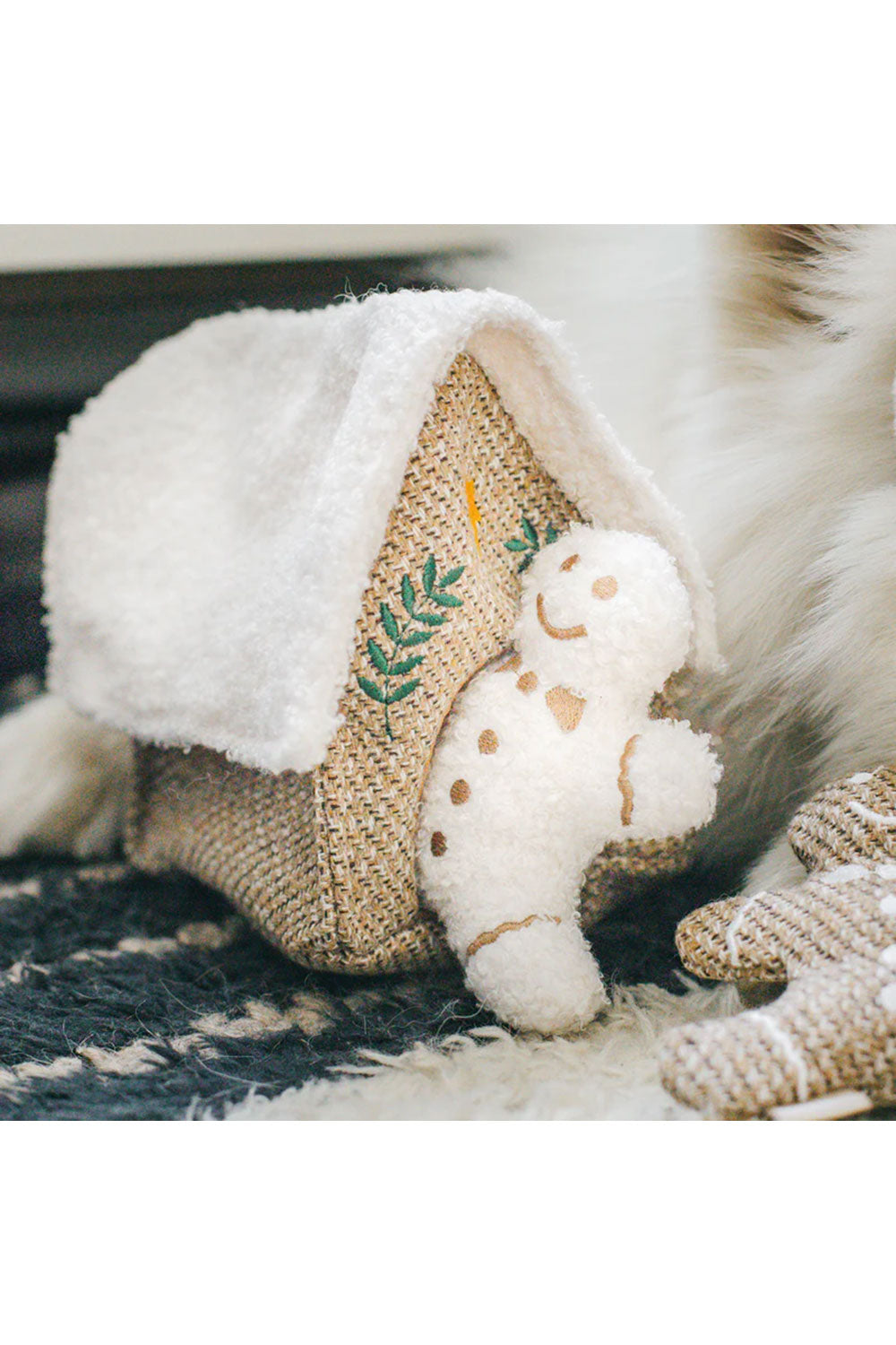 Lambwolf Collective GINGERBREAD HOUSE