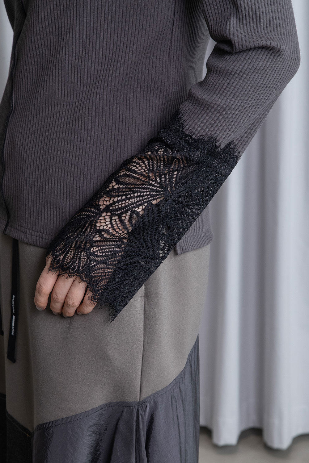 MARECHAL TERRE 袖レースリブインナートップス【ZMT261CT760】