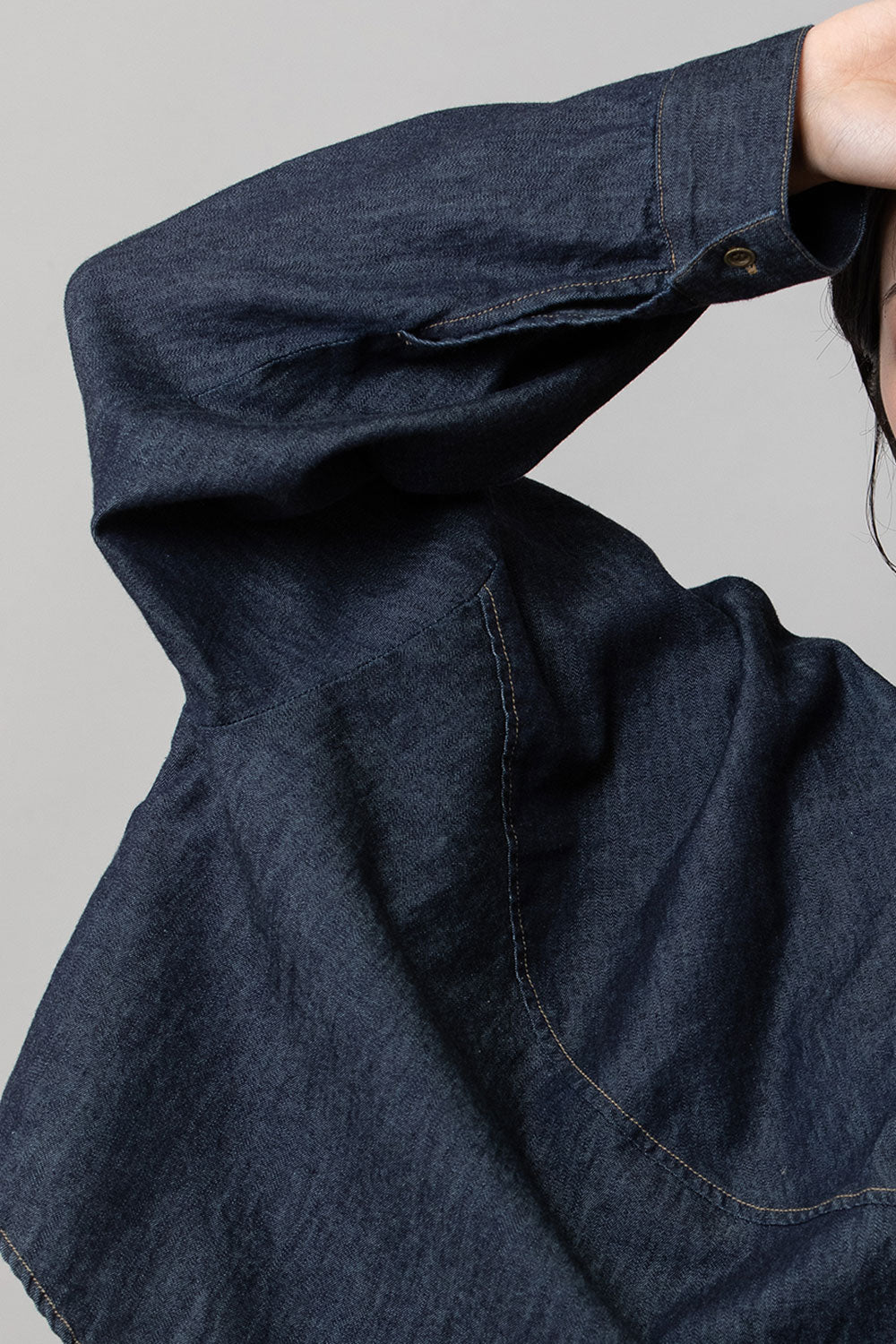 Munich 6ozスラブデニム２wayクロップドシャツ【MN261T14】