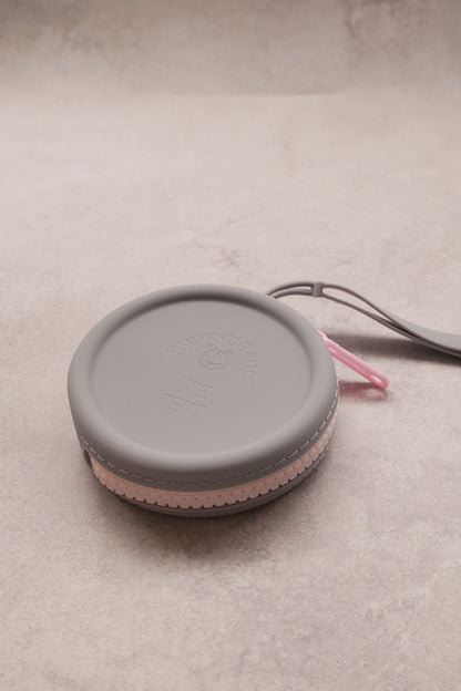 mellowbear × TheTENT Washable Treats holder - Grey / Light Pink