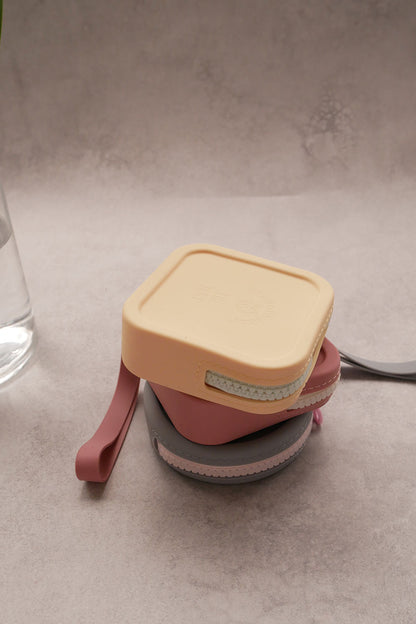 mellowbear × TheTENT Washable Treats holder - Light Yellow / Mint Blue