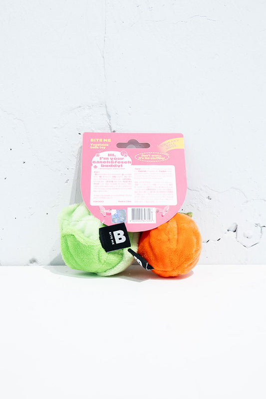 BITE ME 野菜畑ボールおもちゃ(2個セット)-トマト＆キャベツ