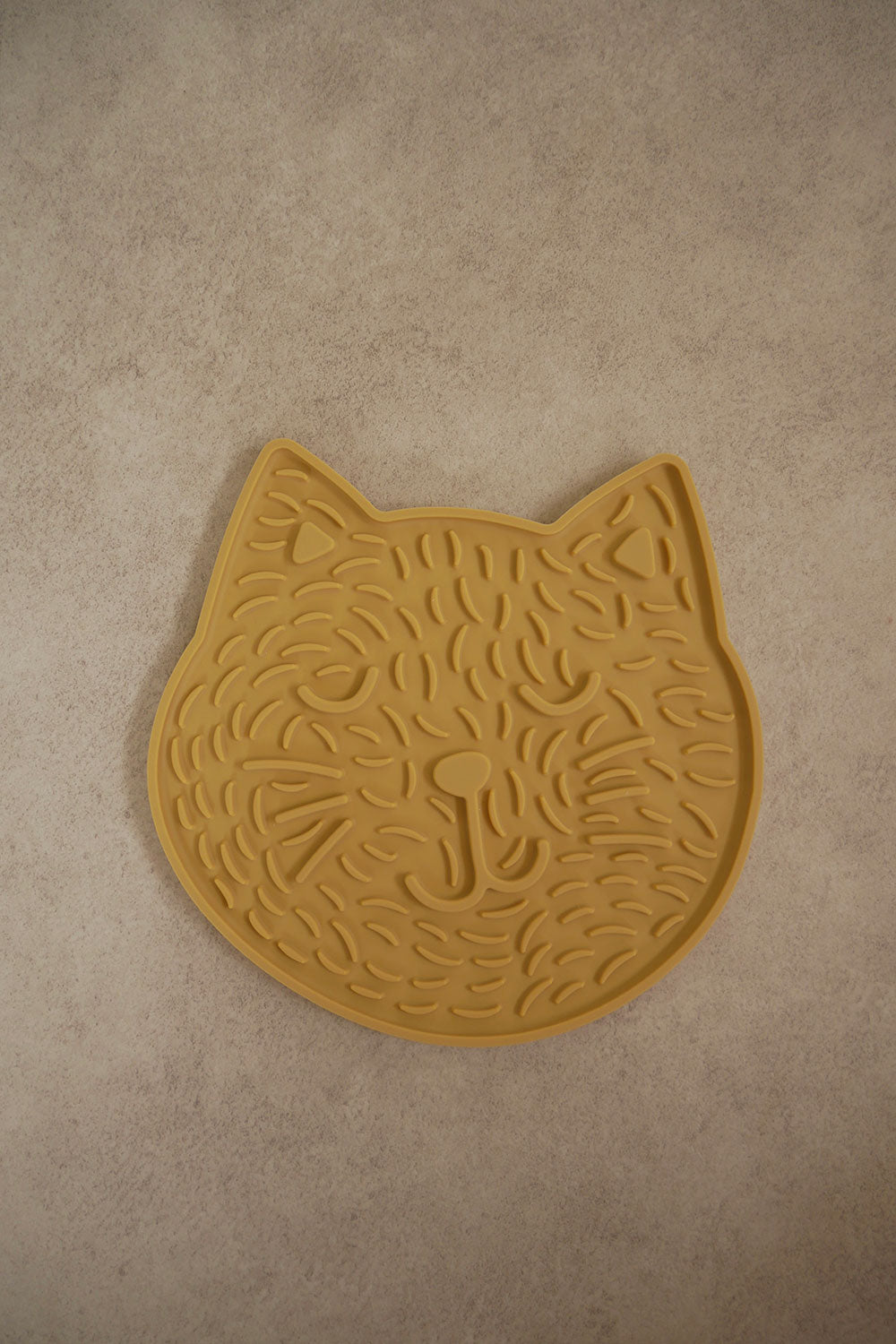 mellowbear LICK MAT_CAT FACE / YELLOW